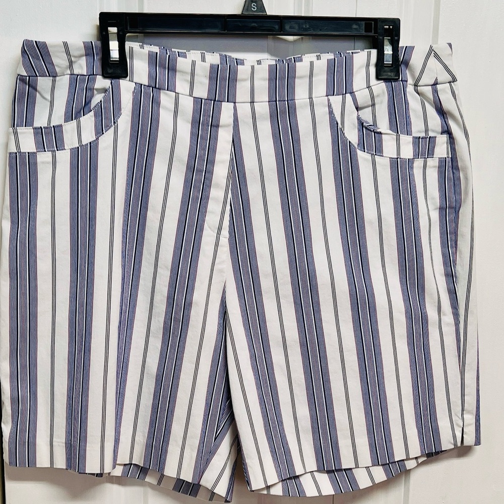 Jenna Rose Striped Blue and White High-Rise Women’s Bermuda Shorts 2X
